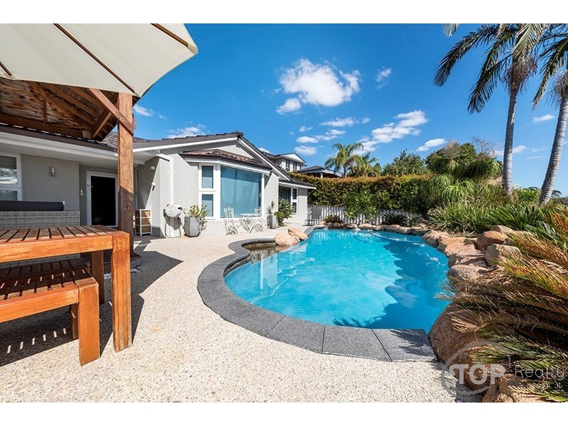 97 Riverton Dr W, Rossmoyne WA 6148