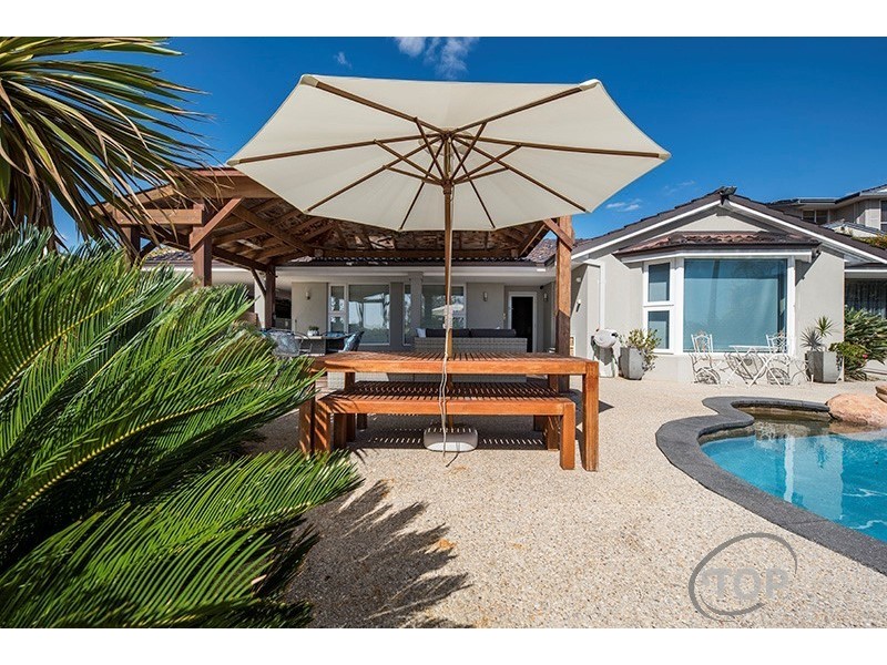 97 Riverton Dr W, Rossmoyne WA 6148