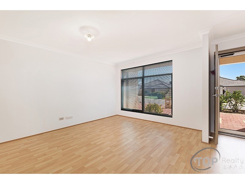 89 Waterfoot Loop, Canning Vale WA 6155