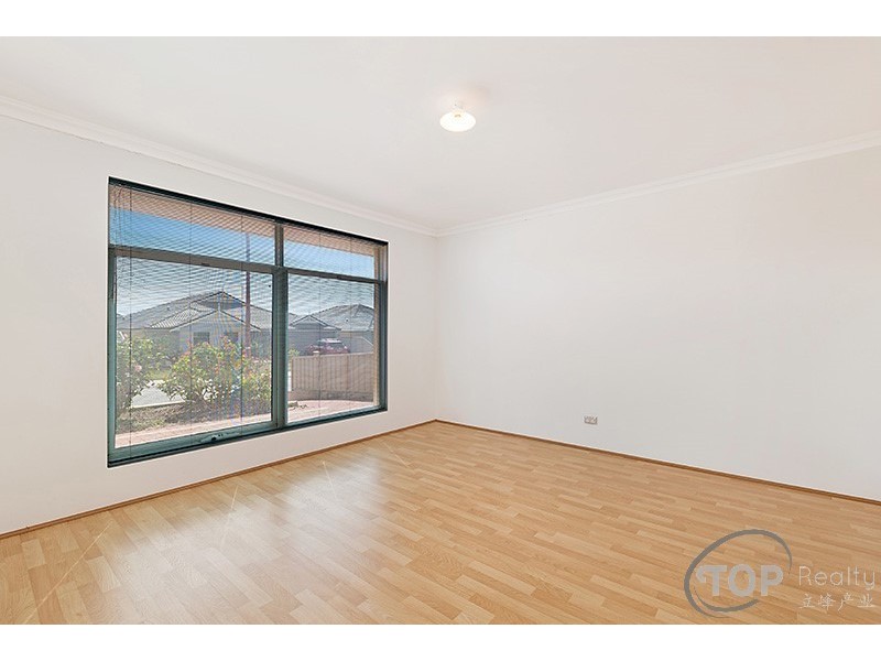 89 Waterfoot Loop, Canning Vale WA 6155