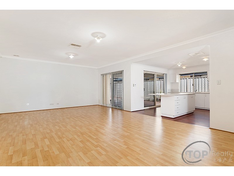 89 Waterfoot Loop, Canning Vale WA 6155