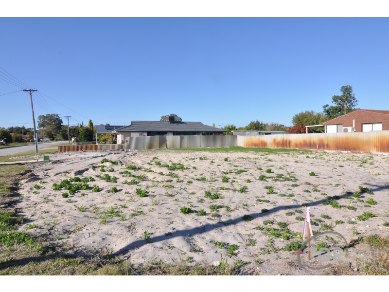 16B Glencairn Way, Parkwood WA 6147