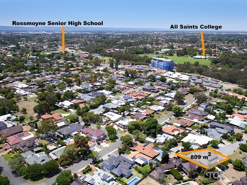 15 Creekview Cl, Rossmoyne WA 6148