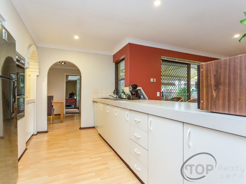 17 Ruffian Loop, Willetton WA 6155