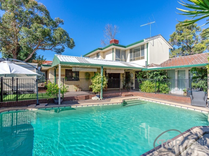 17 Ruffian Loop, Willetton WA 6155