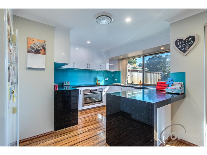 15B Jasmine Loop, Willetton WA 6155