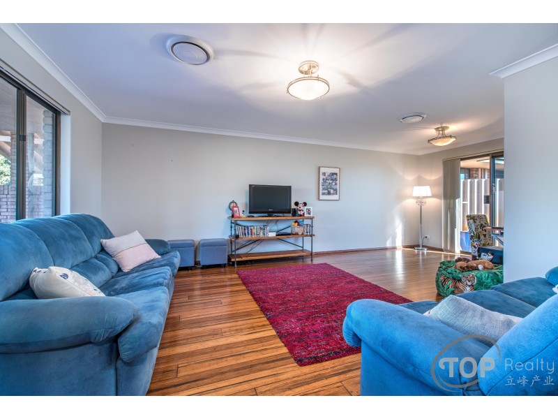 15B Jasmine Loop, Willetton WA 6155