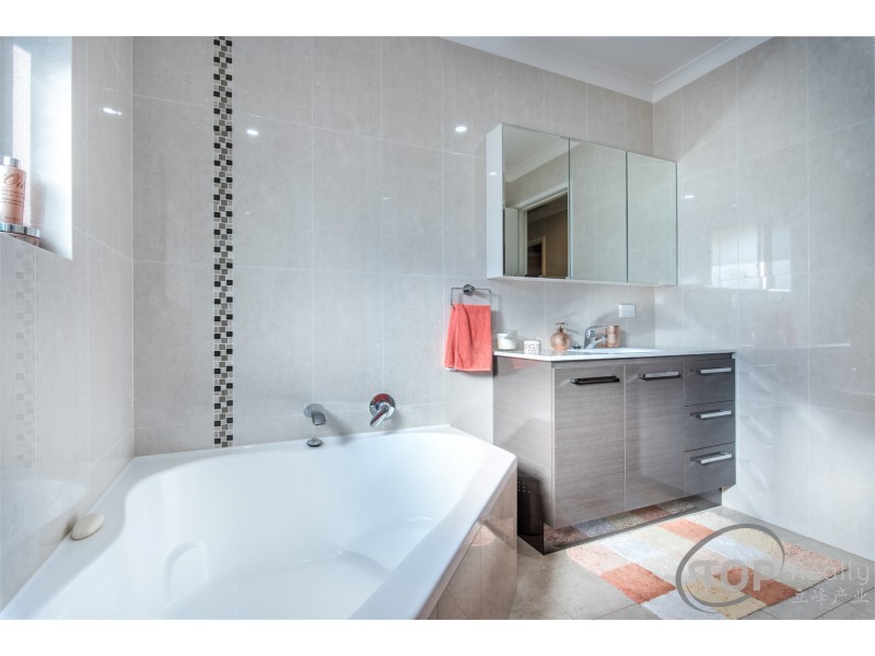 15B Jasmine Loop, Willetton WA 6155