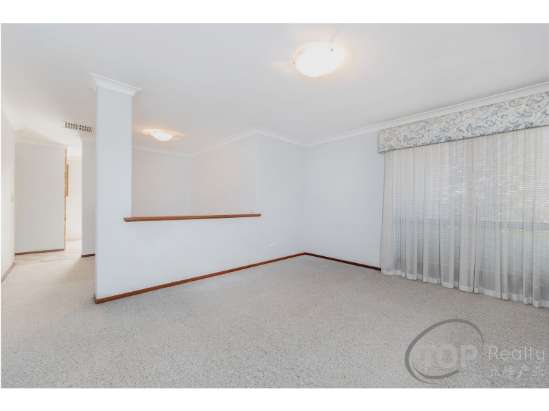 129 Pinetree Gully Rd, Willetton WA 6155