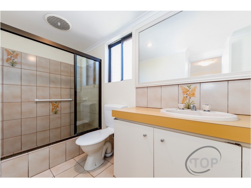 129 Pinetree Gully Rd, Willetton WA 6155