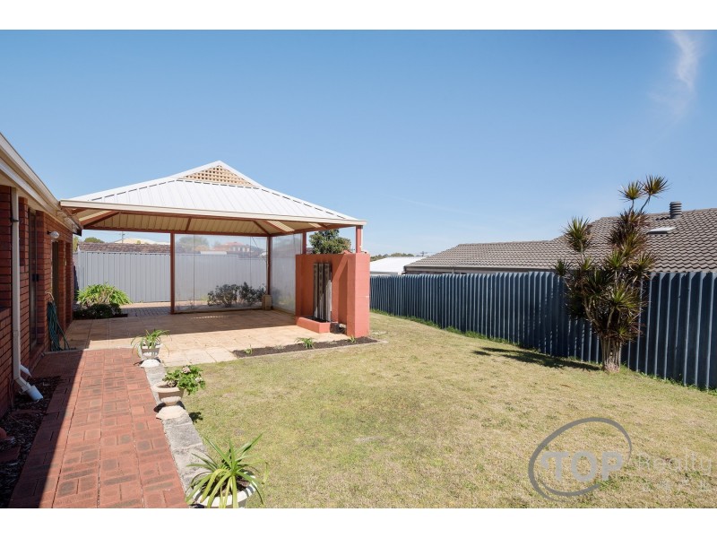 129 Pinetree Gully Rd, Willetton WA 6155