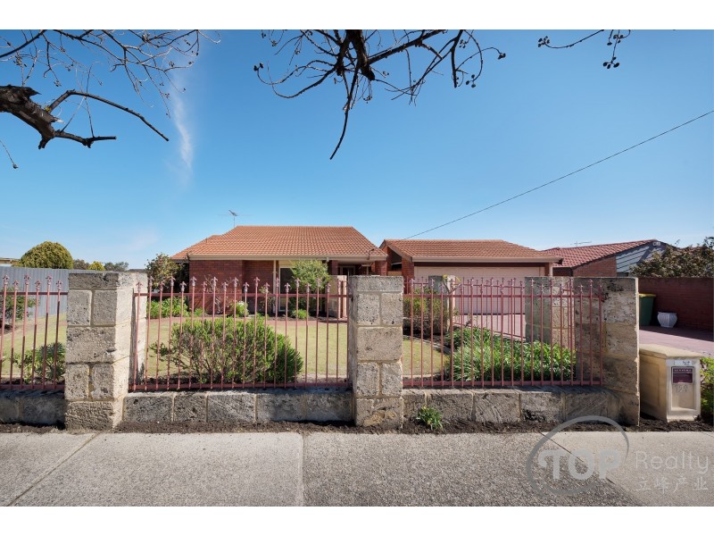 129 Pinetree Gully Rd, Willetton WA 6155