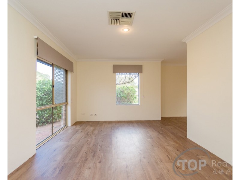 1 Crago Rd, Leeming WA 6149