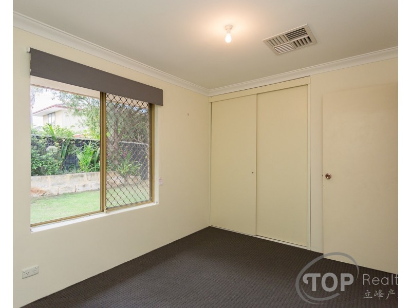 1 Crago Rd, Leeming WA 6149