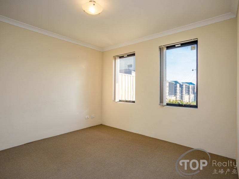 11/26 Churchill Green, Canning Vale WA 6155