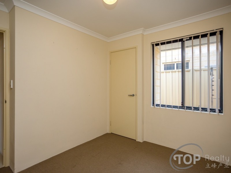 11/26 Churchill Green, Canning Vale WA 6155