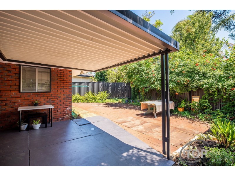 8A The Crowsnest, Willetton WA 6155