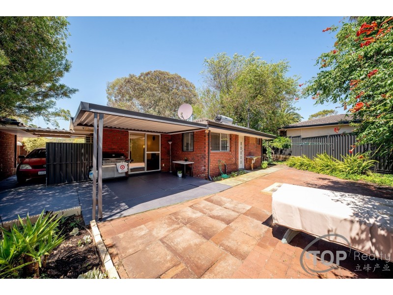 8A The Crowsnest, Willetton WA 6155