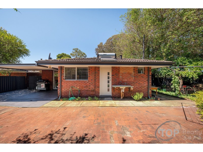 8A The Crowsnest, Willetton WA 6155