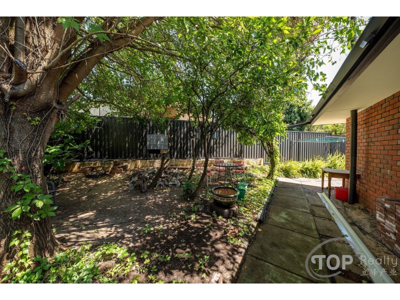 8A The Crowsnest, Willetton WA 6155