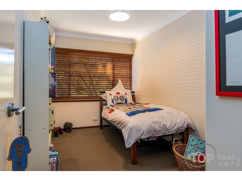 32 Cotton Crescent, Bull Creek WA 6149