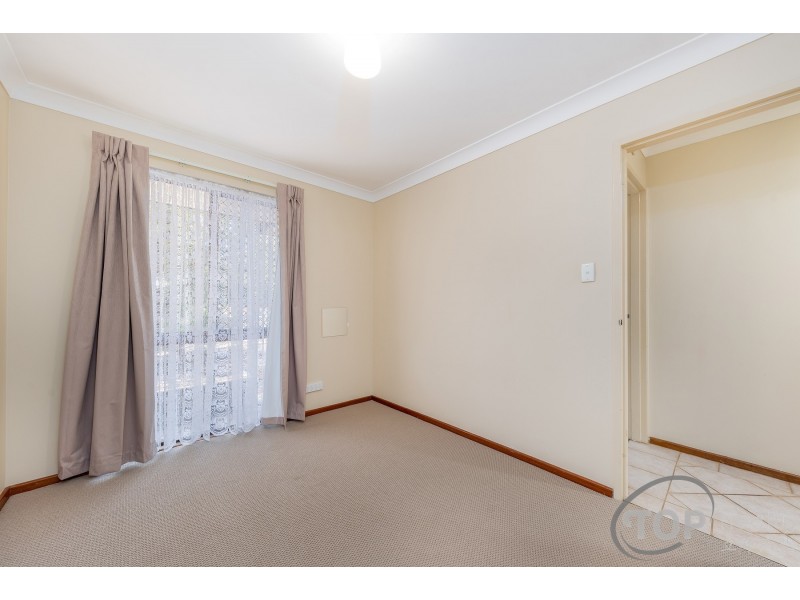 33 Begonia Close, Ferndale WA 6148