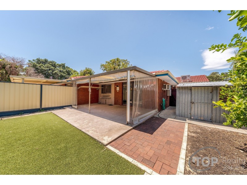 33 Begonia Close, Ferndale WA 6148