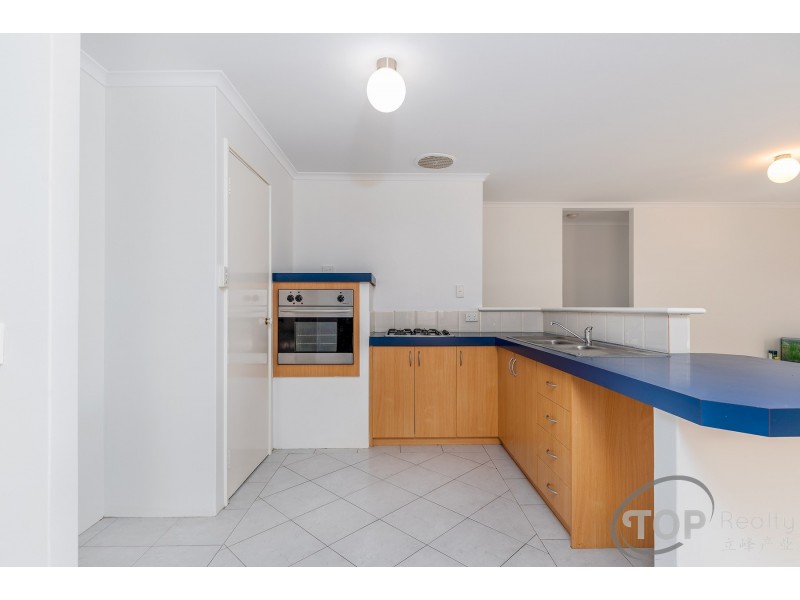 10 Seddon Way, Canning Vale WA 6155