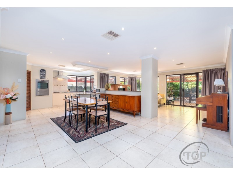 10 Saffron Court, Riverton WA 6148