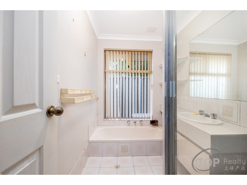 4 Lythe Place, Willetton WA 6155