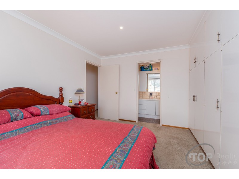 17 Spotted Gum Way, Willetton WA 6155