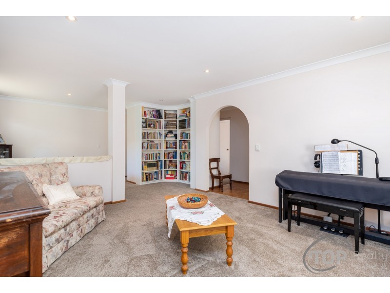 17 Spotted Gum Way, Willetton WA 6155