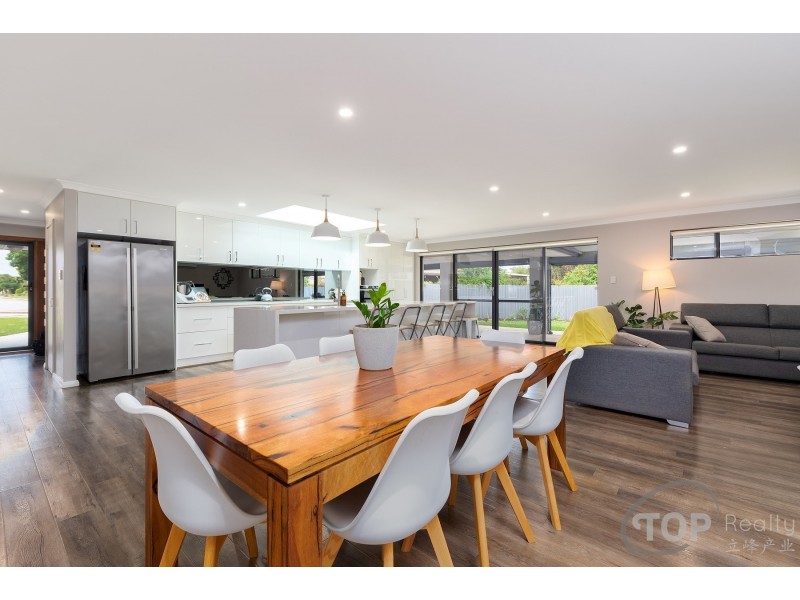 21A Stringy Bark Ramble, Willetton WA 6155