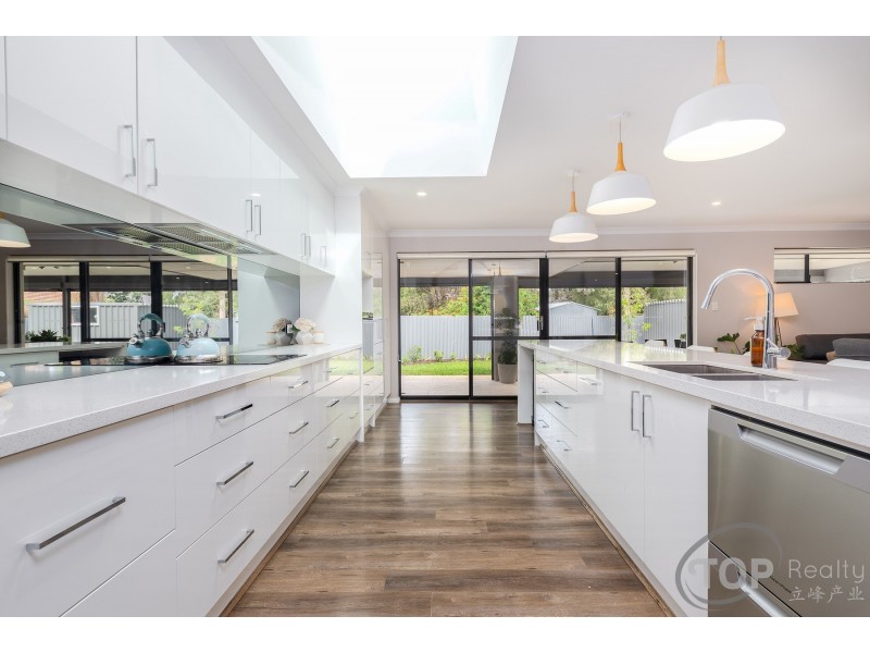 21A Stringy Bark Ramble, Willetton WA 6155