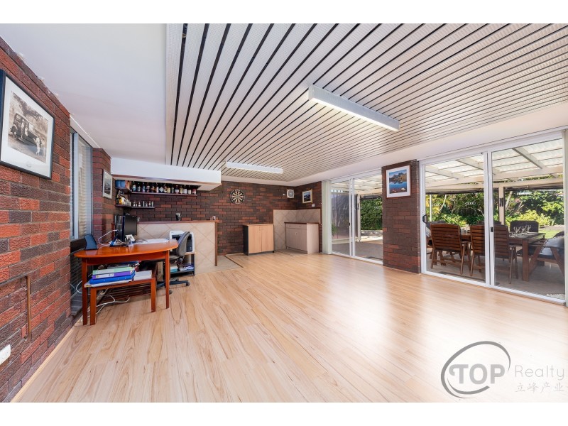 111 Burrendah Boulevard, Willetton WA 6155