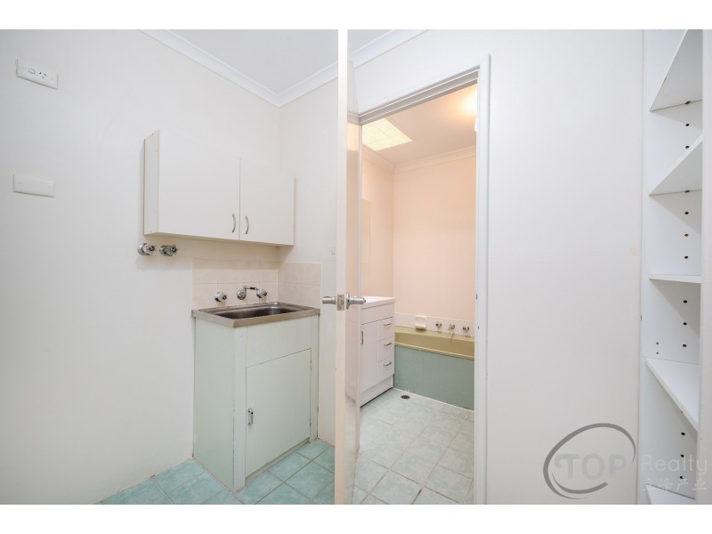 33 Begonia Close, Ferndale WA 6148