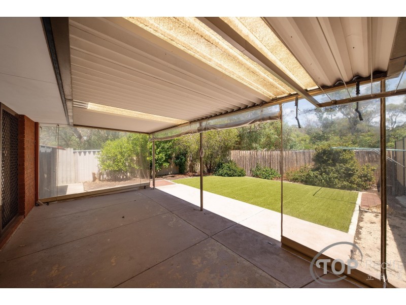 33 Begonia Close, Ferndale WA 6148