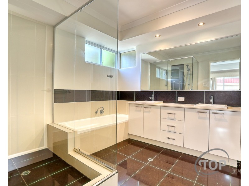 299 Campbell Road, Canning Vale WA 6155