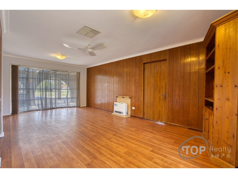 2 Romney Way, Parkwood WA 6147