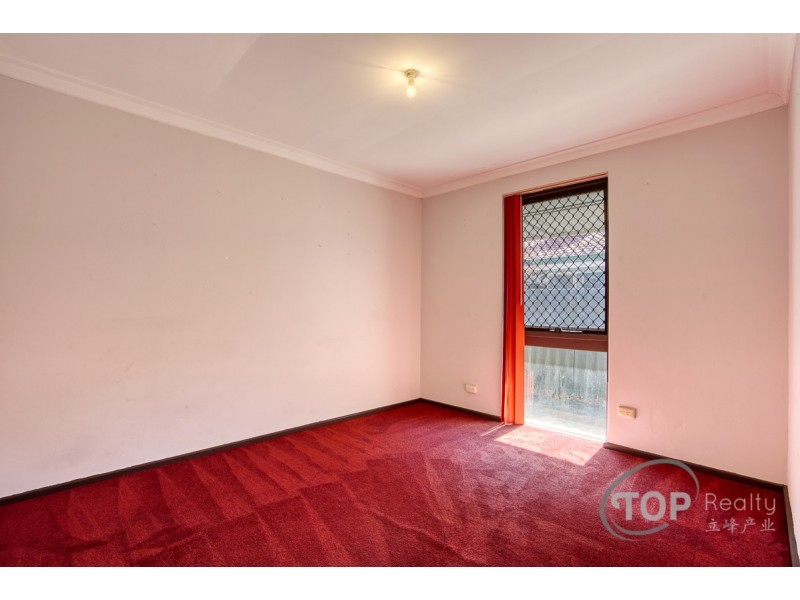 2 Romney Way, Parkwood WA 6147