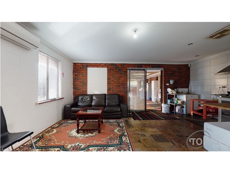 4 Azara Place, Parkwood WA 6147