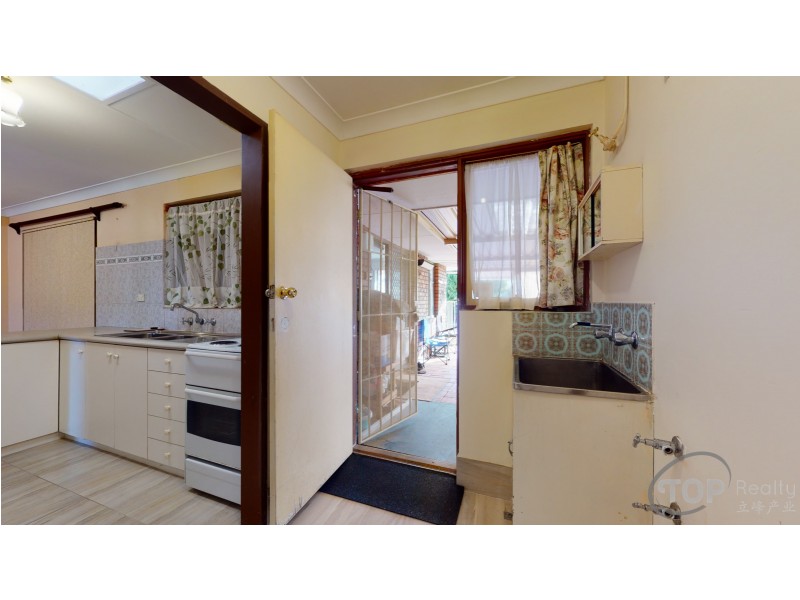 4 Azara Place, Parkwood WA 6147