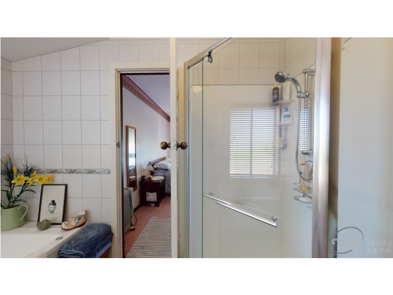 17 Mirrelia Way, Riverton WA 6148