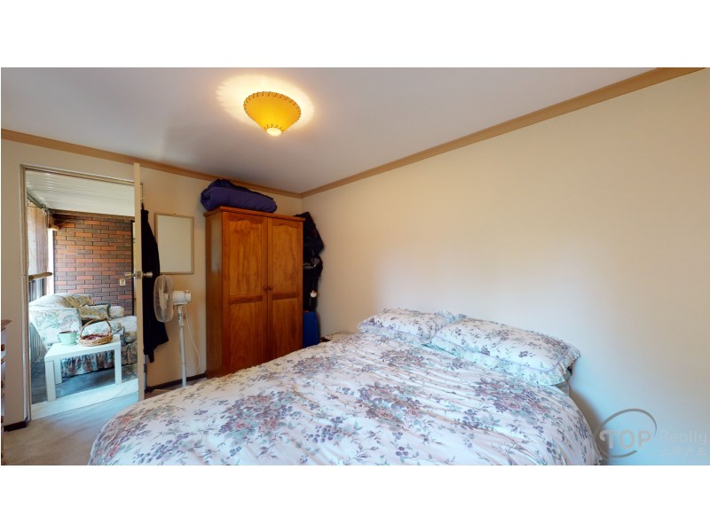 17 Mirrelia Way, Riverton WA 6148