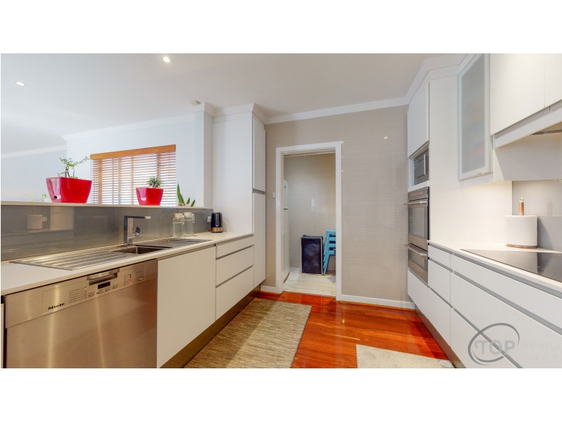 70 Modillion Avenue South, Riverton WA 6148