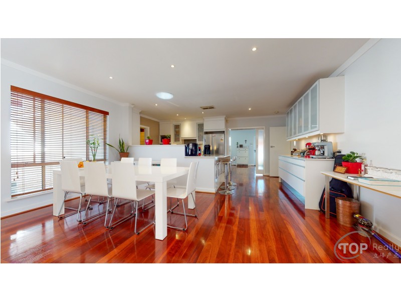 70 Modillion Avenue South, Riverton WA 6148