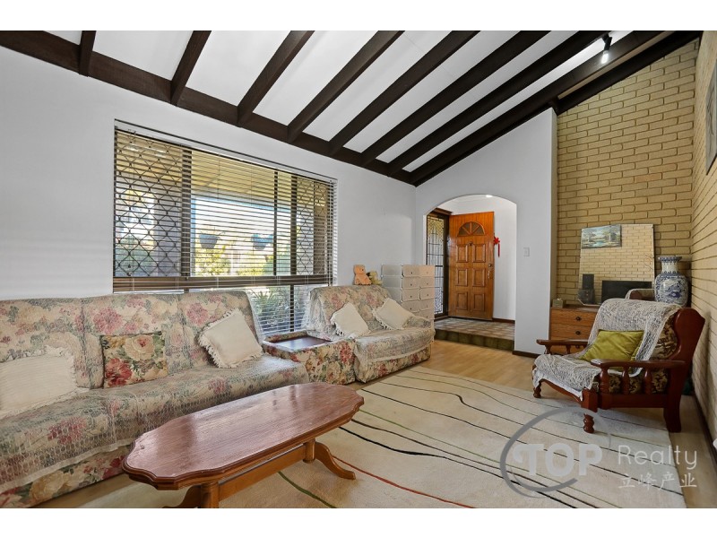 17 Riding Way, Bull Creek WA 6149