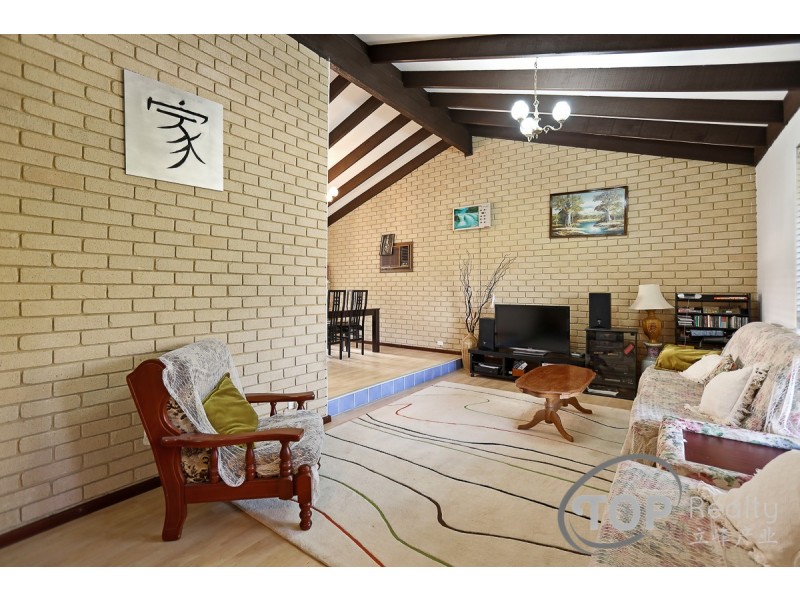 17 Riding Way, Bull Creek WA 6149