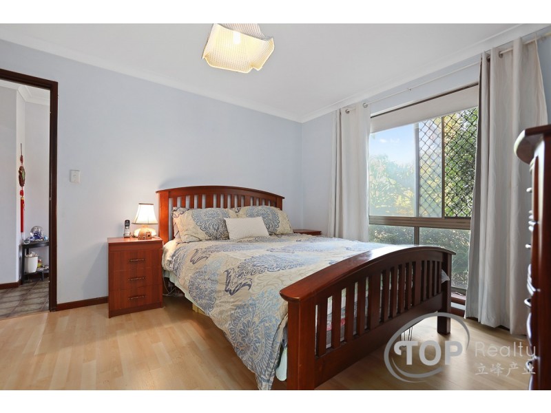 17 Riding Way, Bull Creek WA 6149