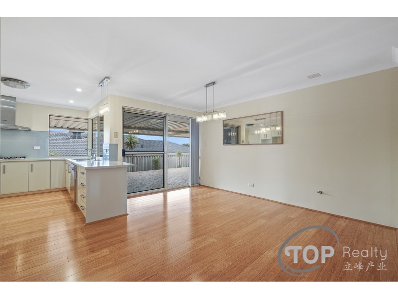 11 Hawker Close, Kardinya WA 6163